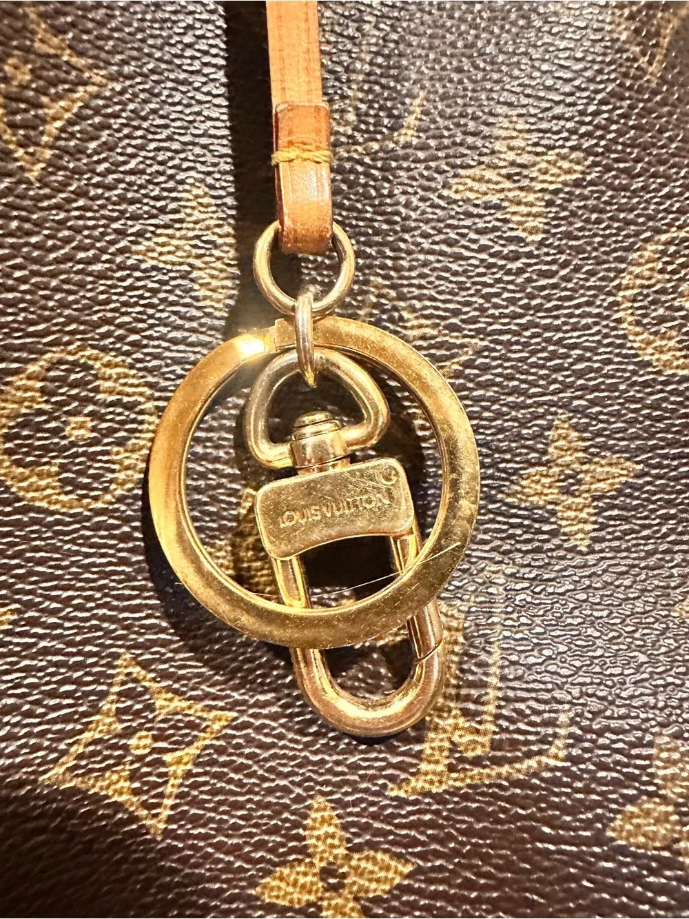 Louis Monogram Artsy MM - Picture 14 of 15